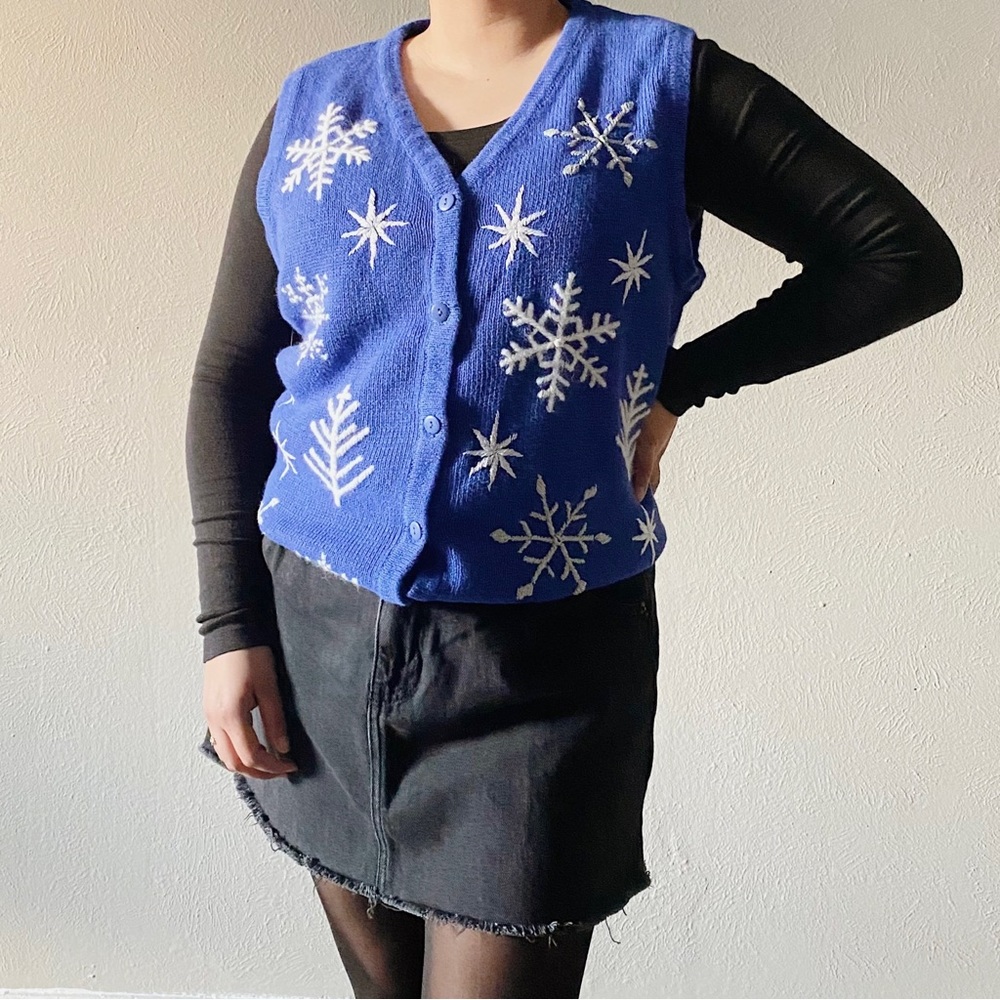 Vintage Blue Snowflake Vest